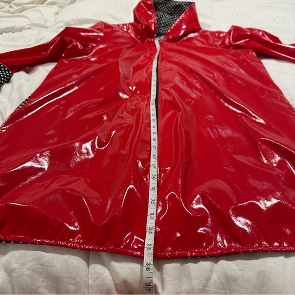 Vibrant Red Hooded Raincoat with Polka Dot Lining woman’s medium - Picture 10 of 10